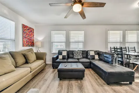 4202 Mason Drive Galveston TX 77554