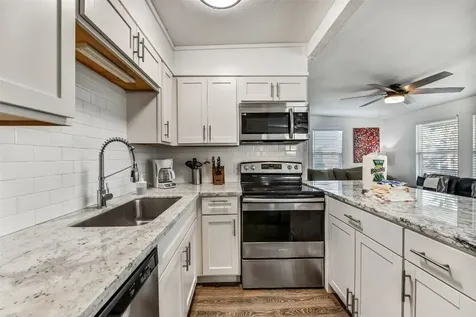 4202 Mason Drive Galveston TX 77554
