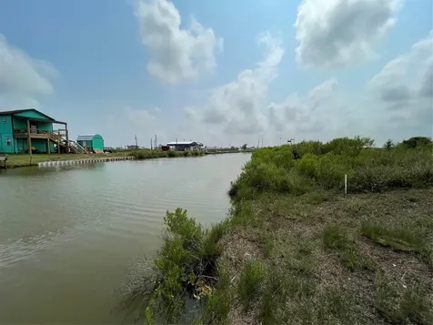 231 Nautilus Street S Sargent TX 77414