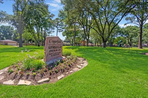 8323 Lake Crystal Drive Houston TX 77095