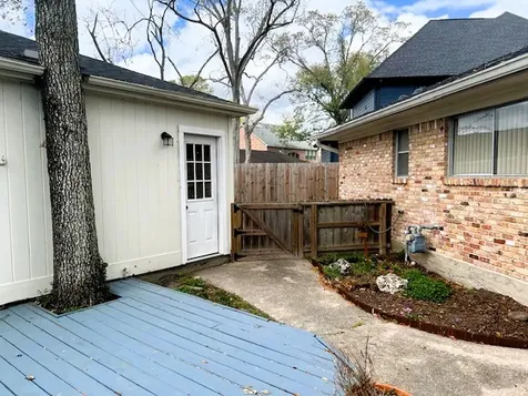 8639 Cedarbrake Drive Spring Valley Village TX 77055