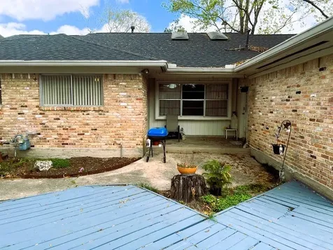 8639 Cedarbrake Drive Spring Valley Village TX 77055