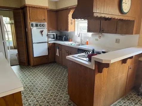 8639 Cedarbrake Drive Spring Valley Village TX 77055