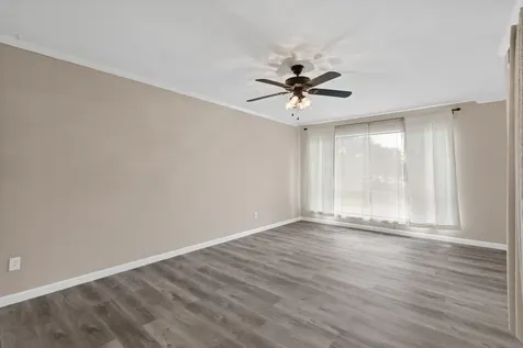7047 Bissonnet Street 68 Houston TX 77074