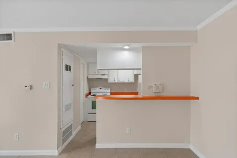 7047 Bissonnet Street 68 Houston TX 77074