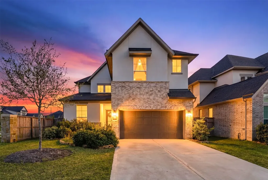 6026 Churchill Springs Lane Fulshear TX 77441