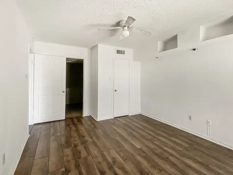 2826 S Bartell Drive F38 Houston TX 77054