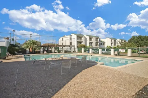 2826 S Bartell Drive F38 Houston TX 77054
