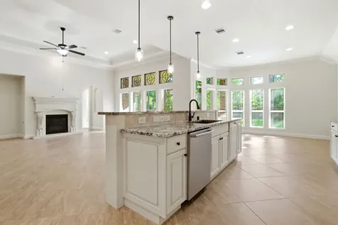 131 Hunter Hollow Drive Montgomery TX 77316