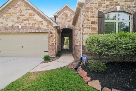 131 Hunter Hollow Drive Montgomery TX 77316