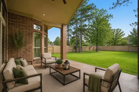 131 Hunter Hollow Drive Montgomery TX 77316