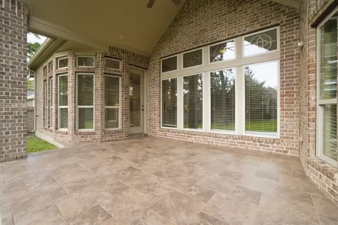 131 Hunter Hollow Drive Montgomery TX 77316