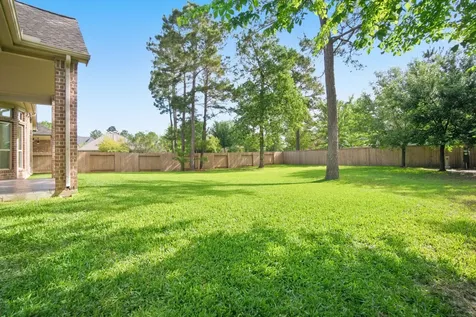131 Hunter Hollow Drive Montgomery TX 77316