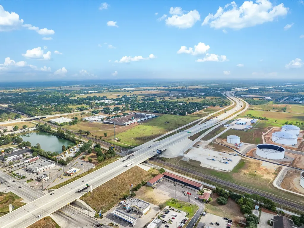 233 Kersten Road Sealy TX 77474