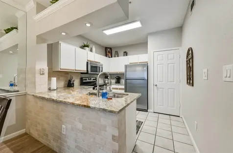 1330 Old Spanish Trail 8104 Houston TX 77054