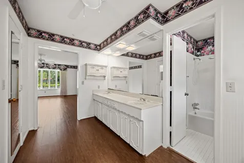 3722 6th Street Brookshire TX 77423
