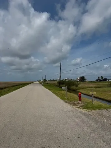 11142 Sportsman Road Galveston TX 77554