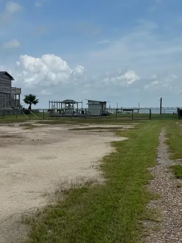 11142 Sportsman Road Galveston TX 77554