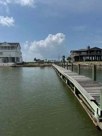 11142 Sportsman Road Galveston TX 77554