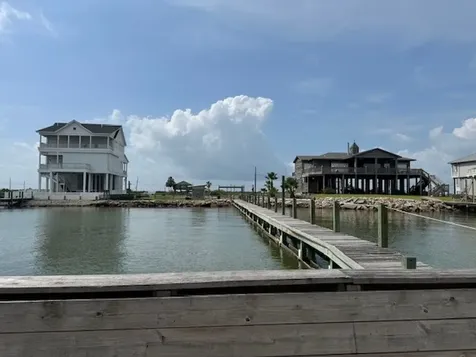 11142 Sportsman Road Galveston TX 77554