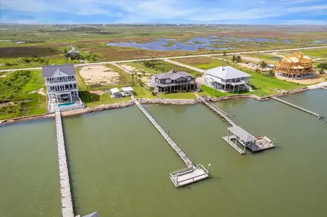 11142 Sportsman Road Galveston TX 77554