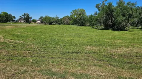 1601 Old Henry Court Angleton TX 77515