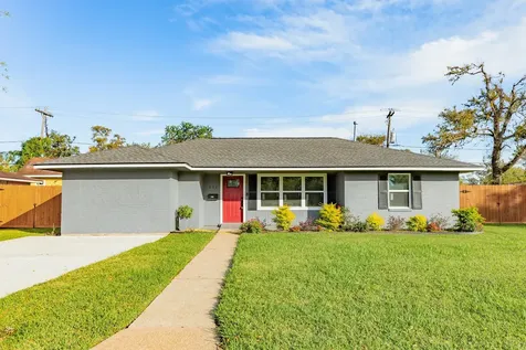 232 Birch Street Lake Jackson TX 77566