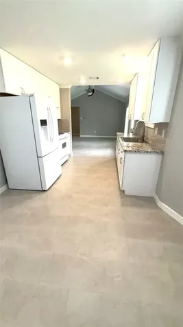 212 Stratmore Drive Friendswood TX 77546
