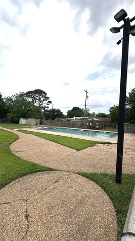 212 Stratmore Drive Friendswood TX 77546