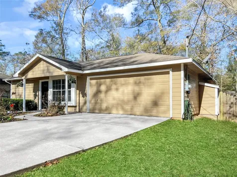 10825 Royal Magnolia Drive Conroe TX 77303
