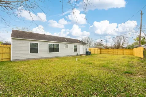 4901 Richfield Lane Houston TX 77048
