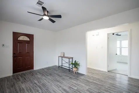 4901 Richfield Lane Houston TX 77048