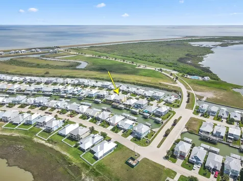 5118 Brigantine Cay Court Texas City TX 77590