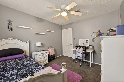 1915 Delphi Lane Houston TX 77067