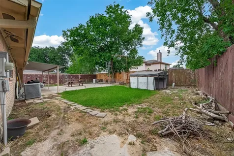 1915 Delphi Lane Houston TX 77067