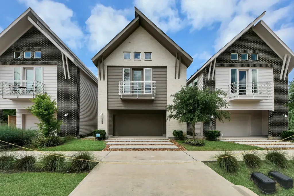 1046 Homer Street Houston TX 77091