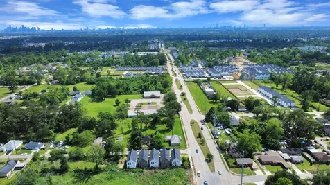 1046 Homer Street Houston TX 77091