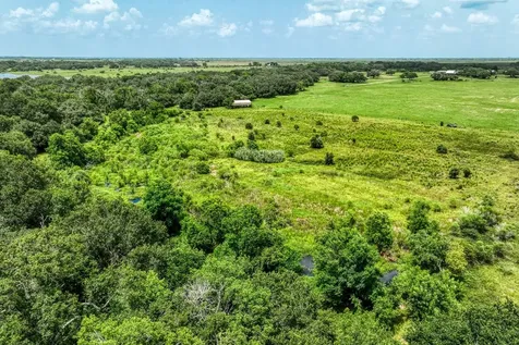 1865 County Road 114 Garwood TX 77442