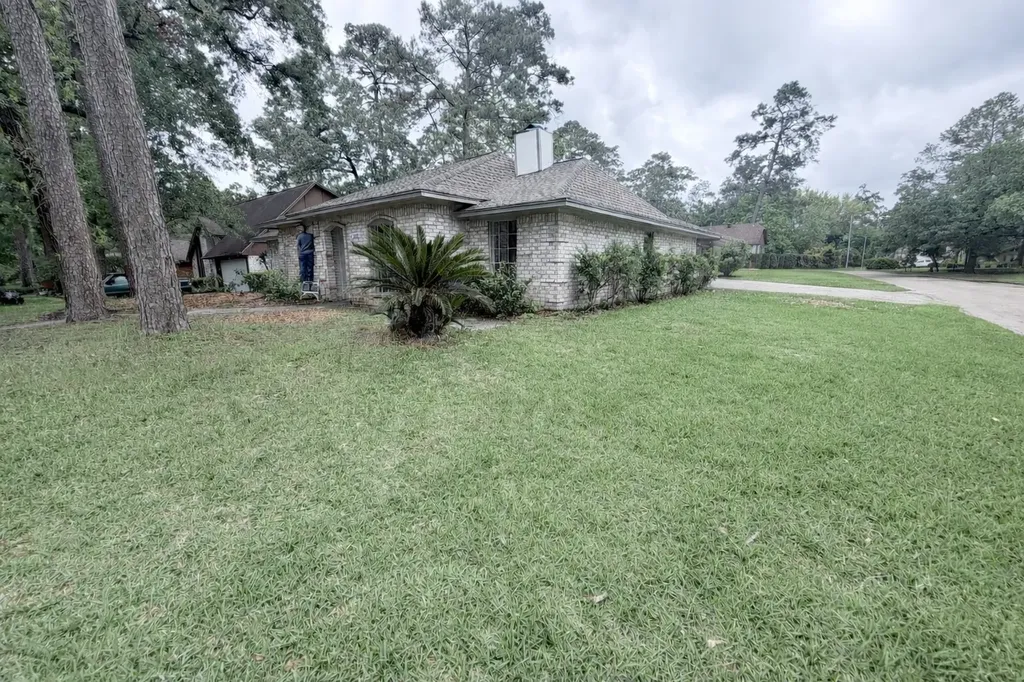 2102 Lake Creek Drive Houston TX 77339