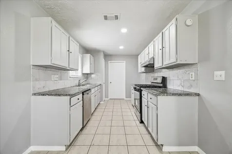 1911 Green Star Court Missouri City TX 77489