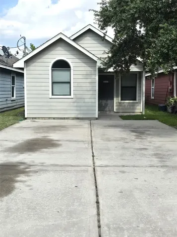2112 Davis Street Houston TX 77026
