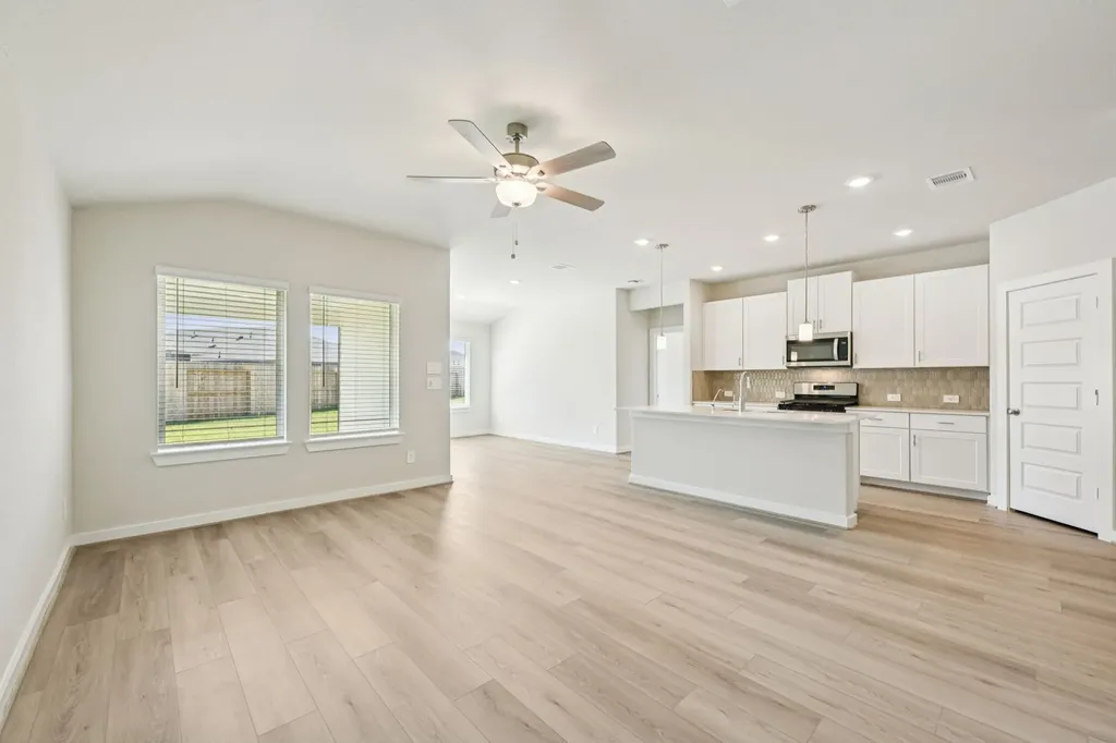 5108 Redbud Valley Drive Pearland TX 77584
