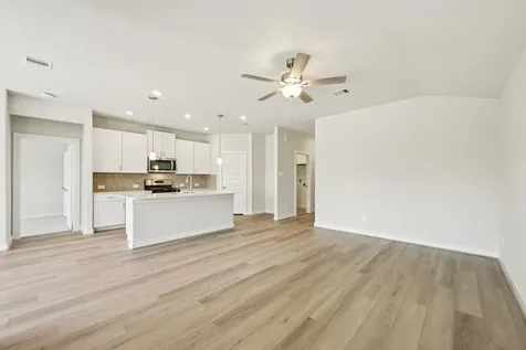 5108 Redbud Valley Drive Pearland TX 77584