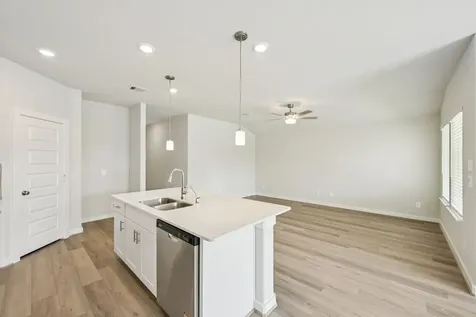 5108 Redbud Valley Drive Pearland TX 77584