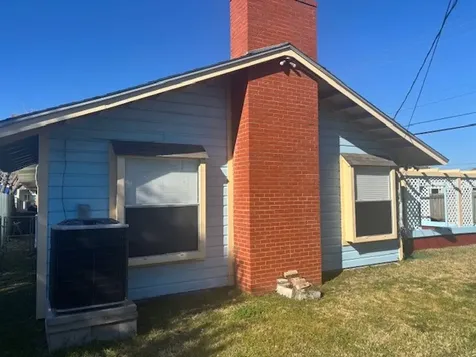 101 Pompano Avenue Galveston TX 77550