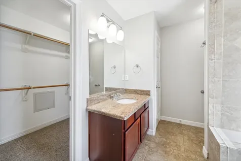 2624 Detering Street Houston TX 77007