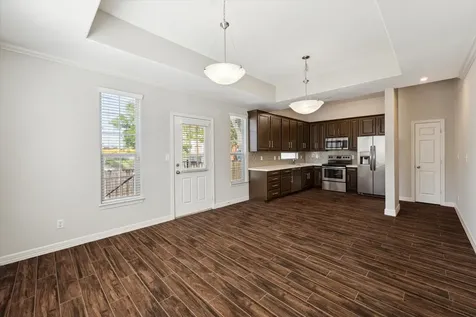 2624 Detering Street Houston TX 77007
