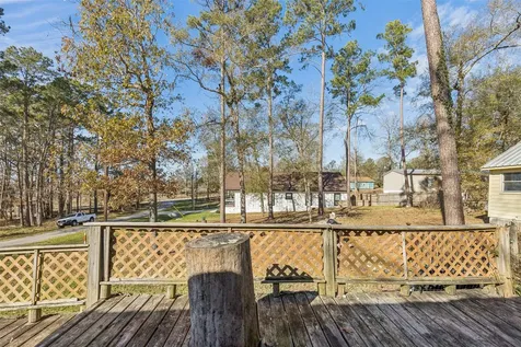 242 Pear Street Livingston TX 77351