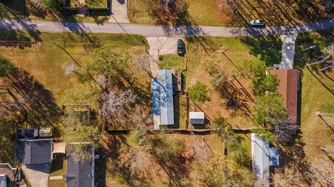 242 Pear Street Livingston TX 77351