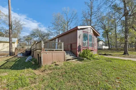 242 Pear Street Livingston TX 77351